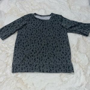 grey leopard print